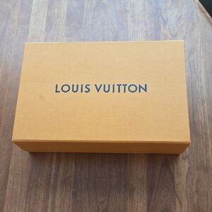 LOUIS VUITTON ▪︎ Signature Orange Box w/ Dust Bag 11" x 7" x 3"